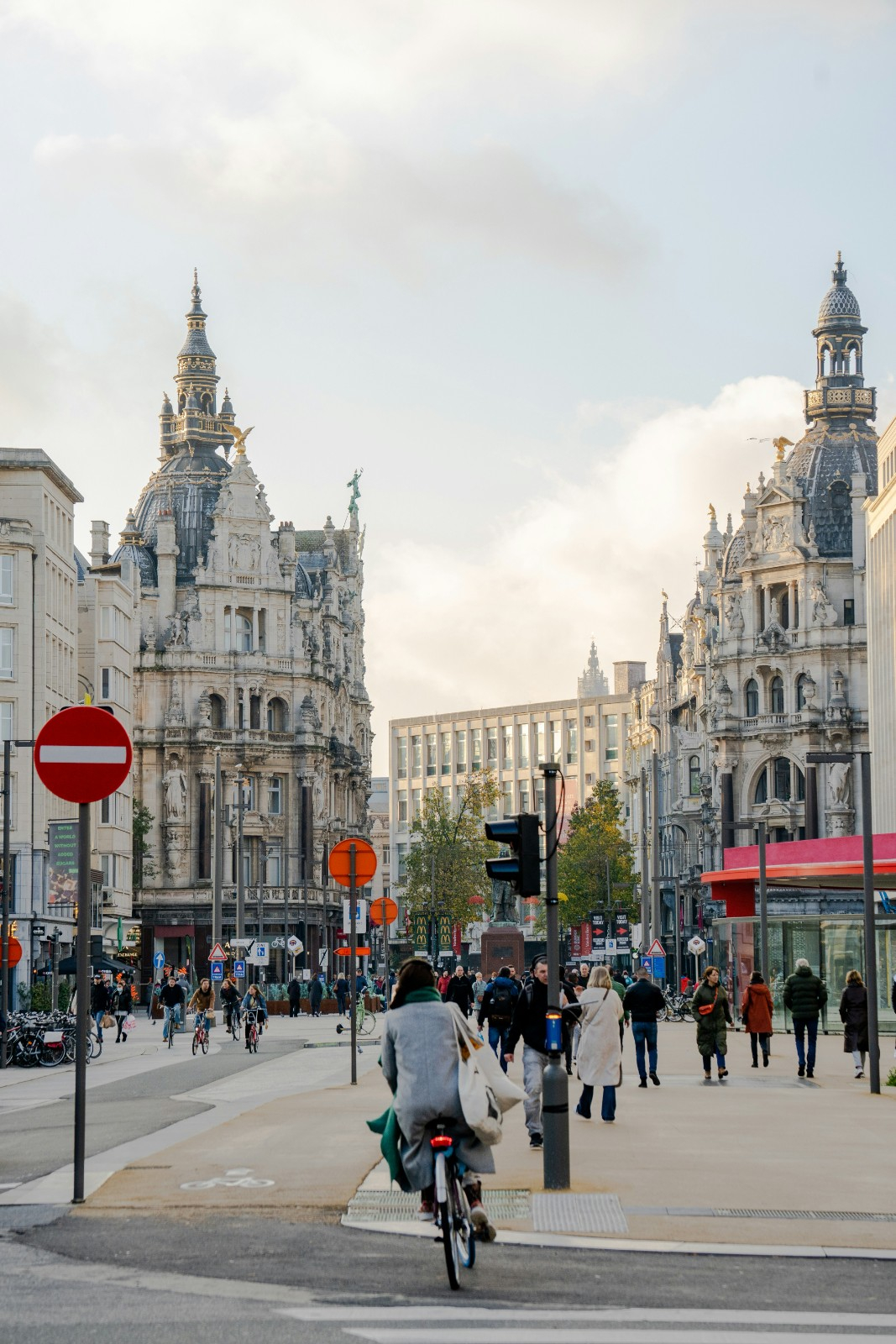 Voyage incentive à Anvers : un séminaire d’entreprise inspirant en Belgique entre culture et modernité