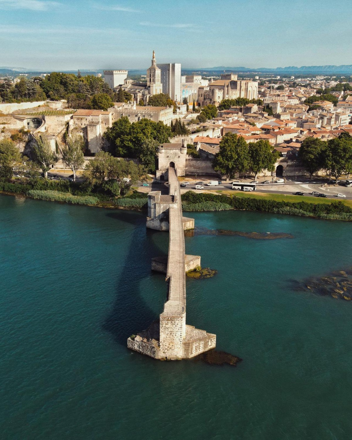  Séminaire et team building à Avignon : l’alliance parfaite pour votre prochaine convention d’entreprise en France