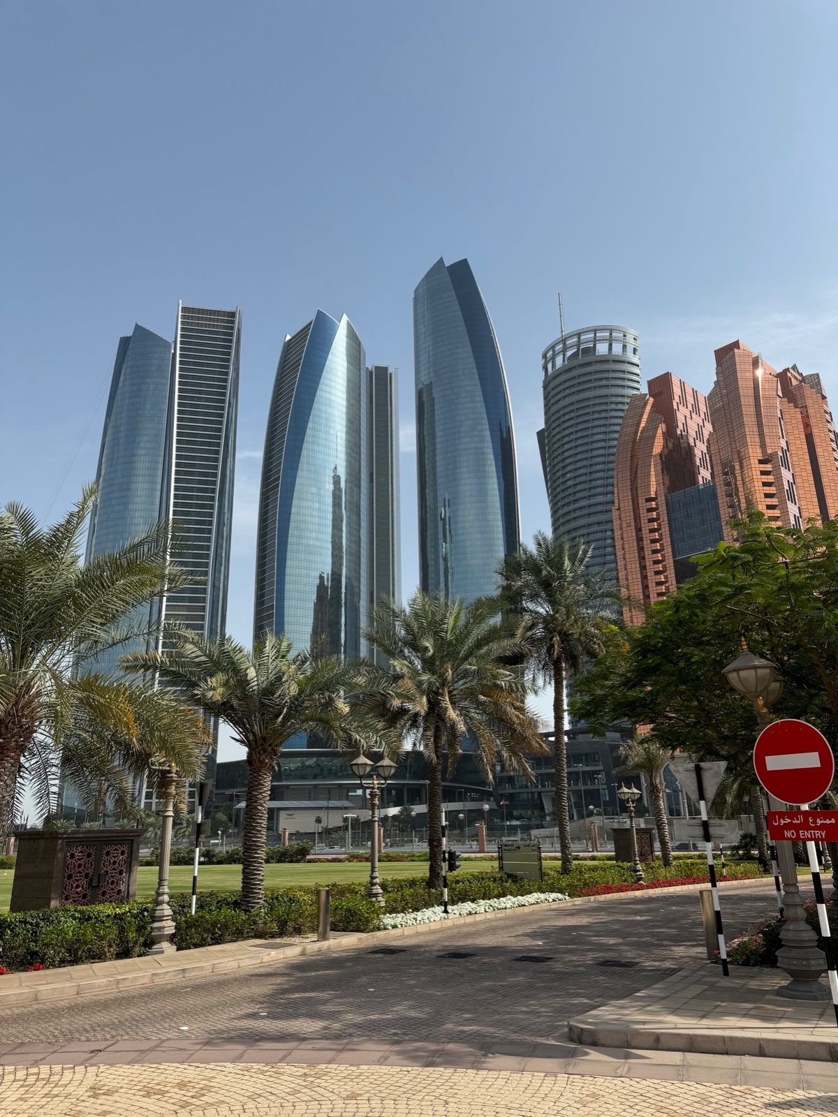 Abu Dhabi et Dubai :  le choix premium pour vos séminaires  d'entreprise, team building et incentive