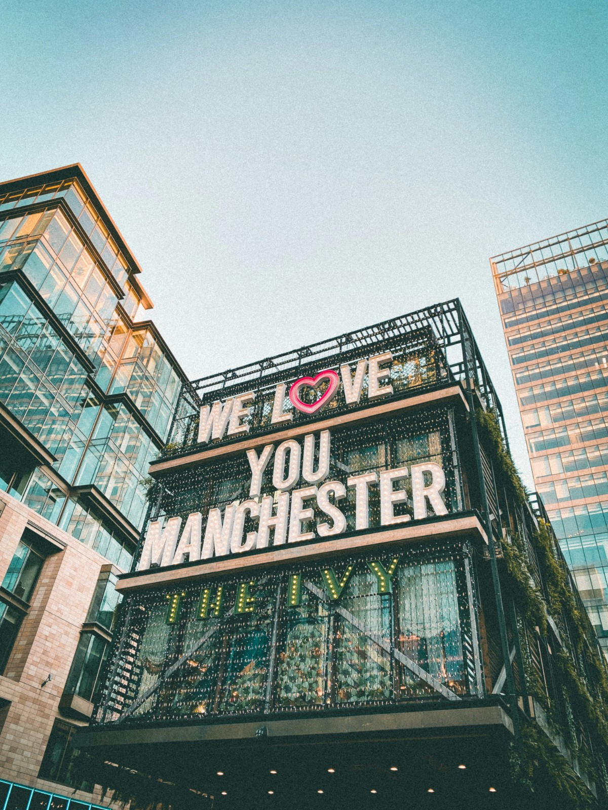 Séminaire d'entreprise en Angleterre : cap sur Manchester pour un team building original et un voyage incentive inoubliable