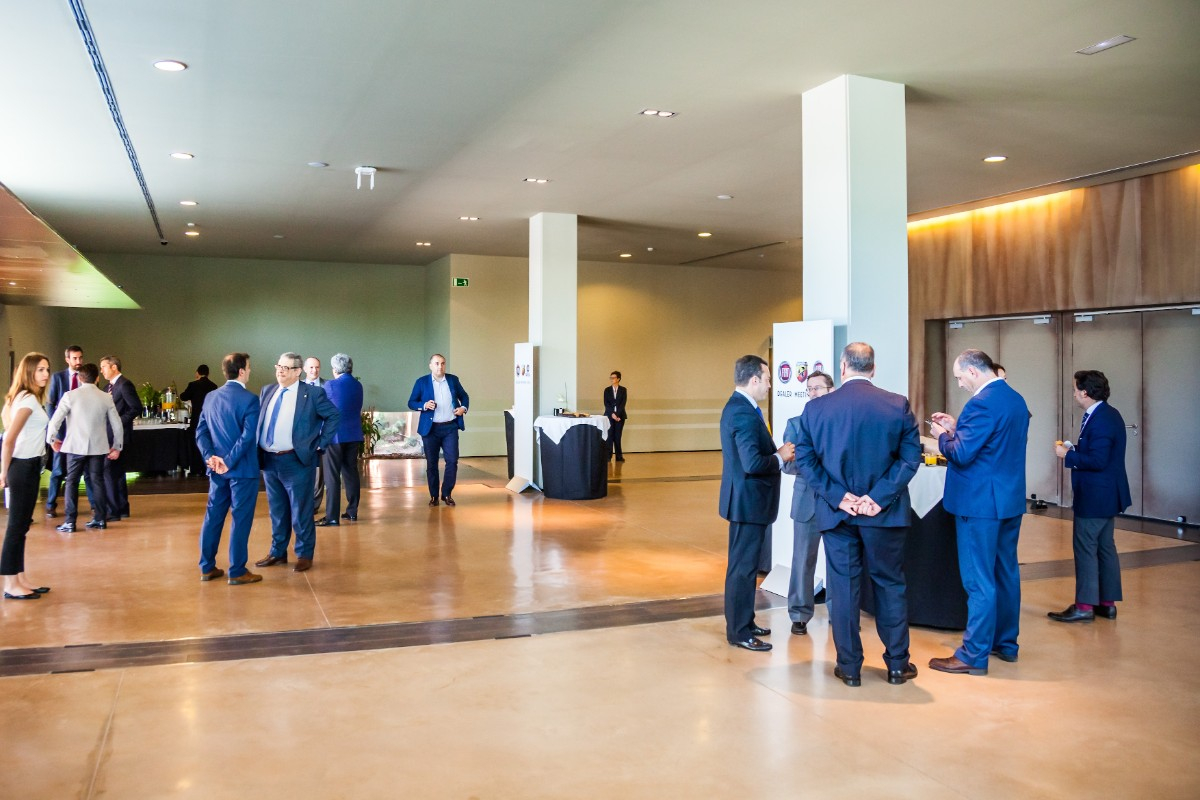  Séminaire d’entreprise à Port Aventura - Barcelone : conférence, incentive, team building et aventure professionnelle