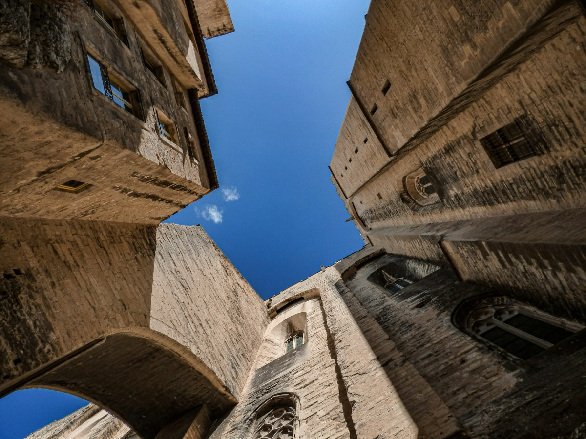  Séminaire et team building à Avignon : l’alliance parfaite pour votre prochaine convention d’entreprise en France