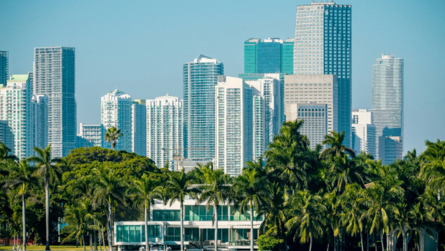 Séminaire d’entreprise à Miami en Floride : Le voyage incentive idéal entre team building, soleil et récompense
