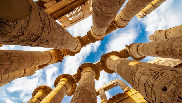  Séminaire d’entreprise en Égypte : Un voyage incentive inoubliable entre pyramides, désert et team building inspirant