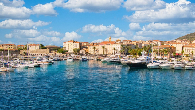 Séminaire et convention en Corse : combinez travail, team building et incentive dans un cadre naturel du sud de la France.