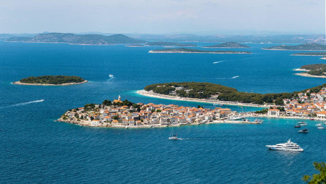 Île de Hvar : Un voyage de récompense complet incluant séminaire d’entreprise, incentive et découvertes locales en Croatie