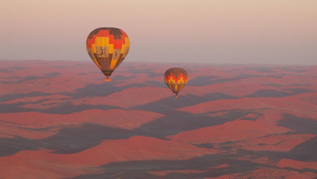 Top 10 des activités team building en Namibie : fédérer vos équipes dans un décor sauvage et spectaculaire